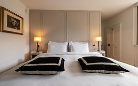 Pembroke Guest Suite